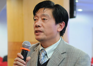 訪王牌砂布制造有限公司董事長王存銀