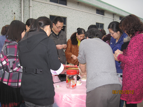 珠海大象：正月十五鬧新春 幸福元宵大口吞