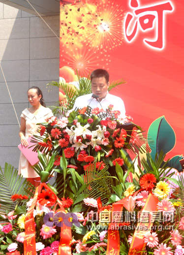 中國(guó)磨料磨具網(wǎng)熱列祝賀河南銳石投資集團(tuán)總部入駐洛陽新區(qū)
