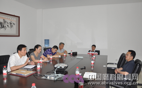 王永秘書(shū)長(zhǎng)一行走訪新大新