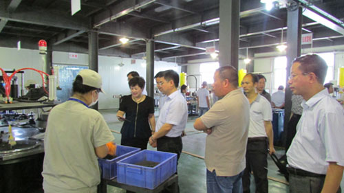 黔東南州項(xiàng)目建設(shè)觀摩組到黃平富城實(shí)業(yè)公司觀摩