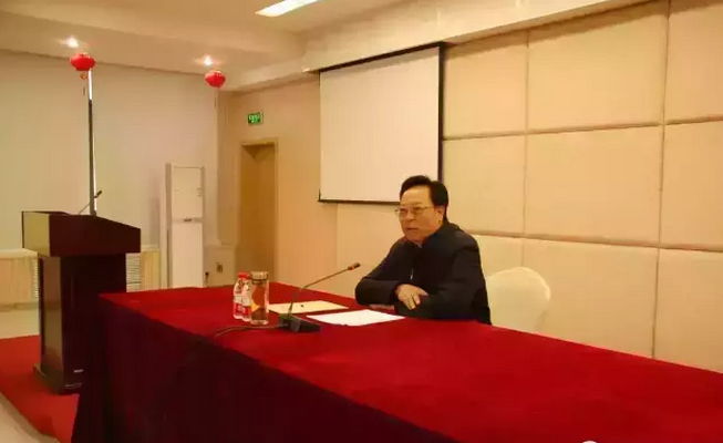 徐光春到中機(jī)六院作專(zhuān)題報(bào)告講座