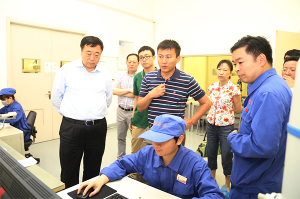 美國斯坦福大學崔屹教授訪問易成新能