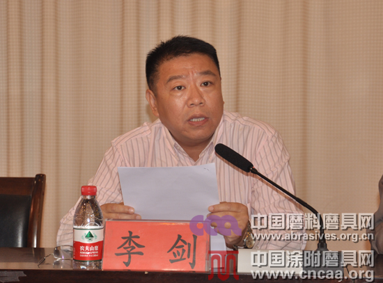 “小太陽”創(chuàng)新實驗中心揭牌儀式在河工大舉行