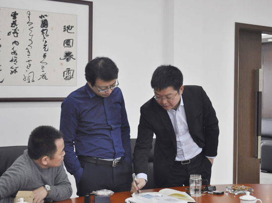 中科院光電研究院王斌博士一行到華晶公司交流指導