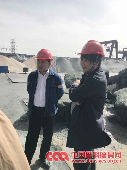 中國磨料磨具專家委員會主任委員趙新力一行調研寧夏、甘肅地區碳化硅企業