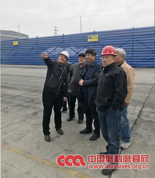 協(xié)會一行實地調研甘肅三和鼎盛碳材料科技有限公司副本.jpg