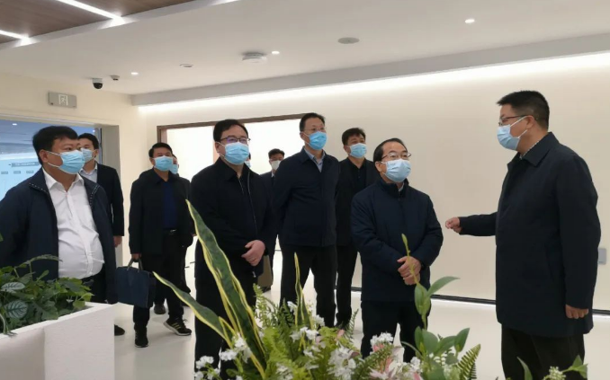中國平煤神馬集團董事長李毛到光山考察調研金剛石新材料產業發展工作