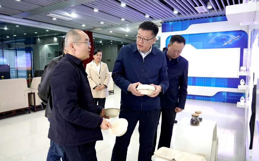李志雄帶隊赴濟南考察圣泉集團