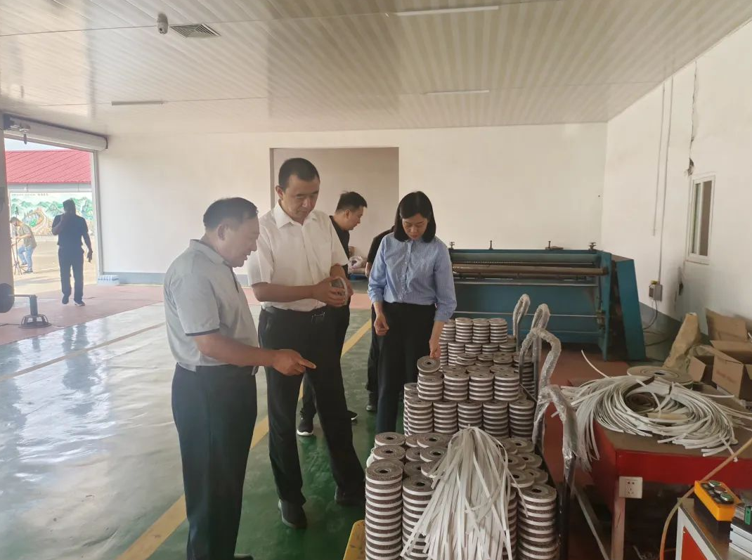 河南省第九期“三個一批”集中開工活動暨磨料磨具生產(chǎn)線項目開工儀式在廣闊天地鄉(xiāng)舉行
