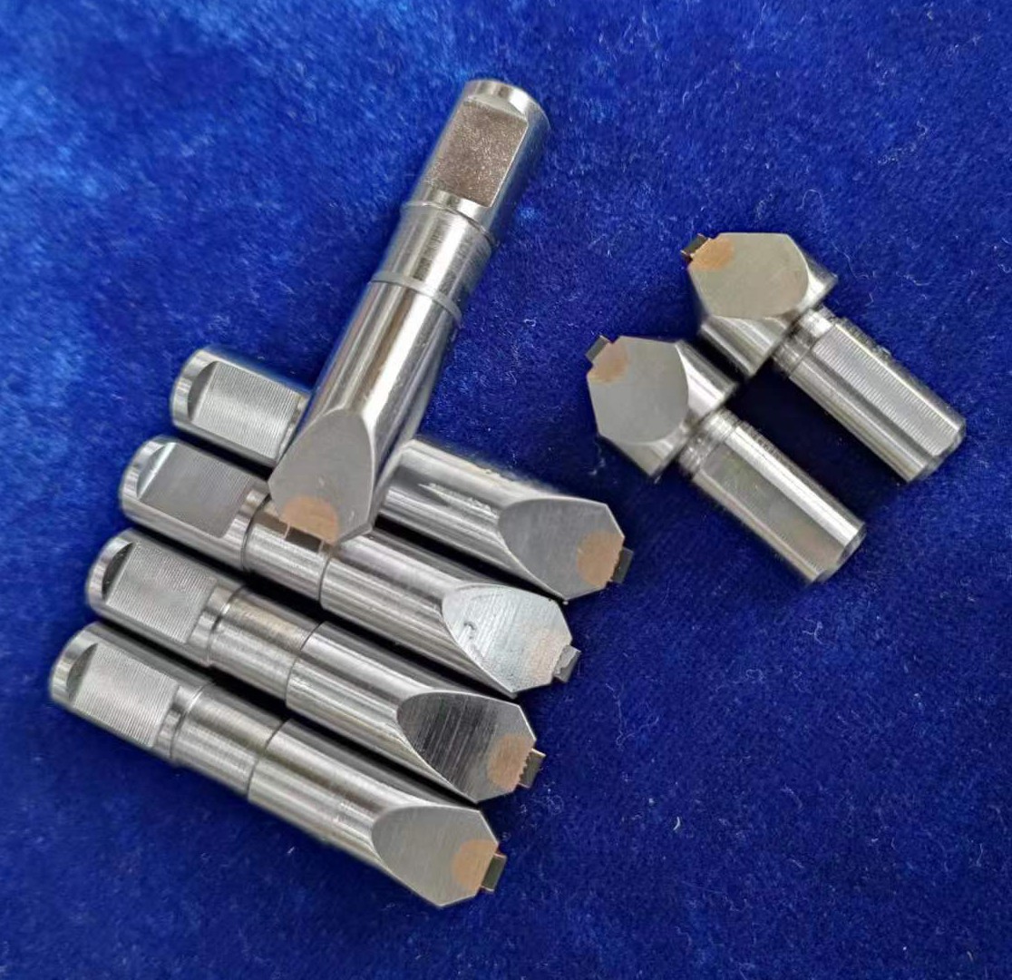 8MM斧型金剛石刀 1.5克拉金剛石砂輪修刀-雙端面磨砂輪修整刀 斧型金剛石刀 卡柄直徑8mm Ra0.23精度 起訂量不限